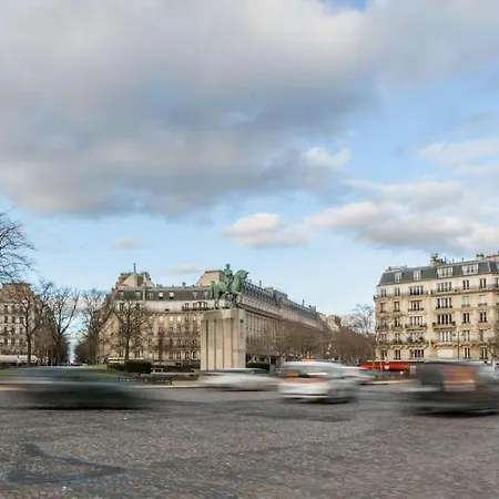 Parisian Luxury Near Trocadero Appartamento *